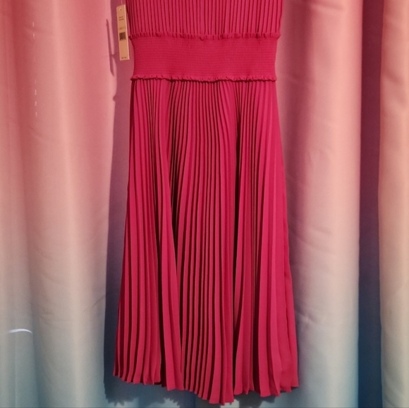 Nanette Lepore Pleated Midi Dress, size 4 - Picture 7 of 16